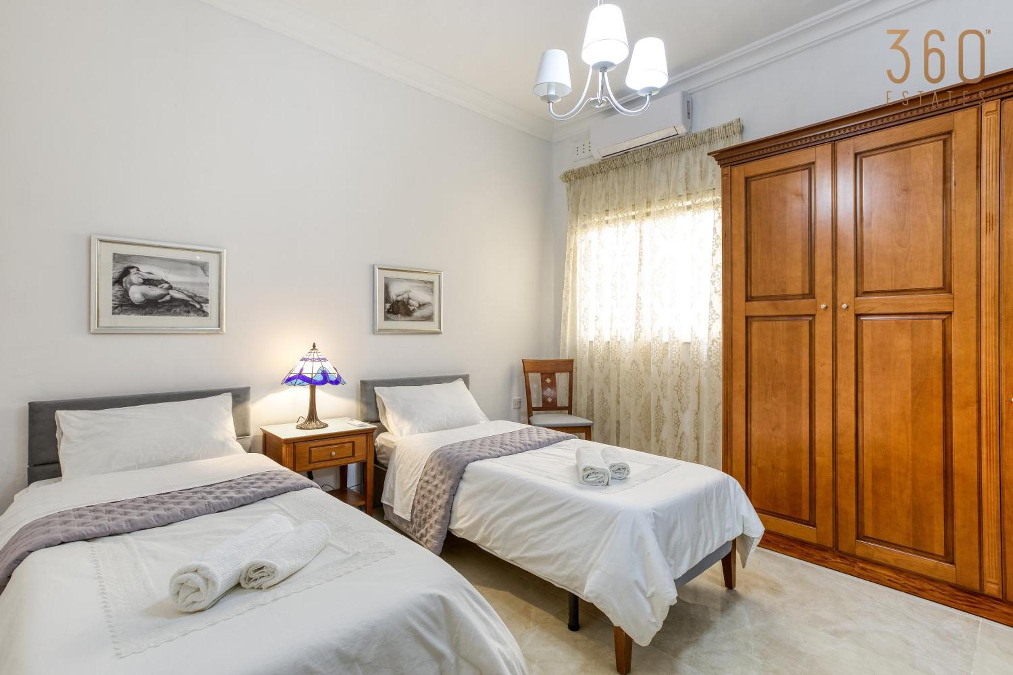 A Lovely 3Br Maisonette In Lovely Town Of Rabat By 360 Estates מראה חיצוני תמונה