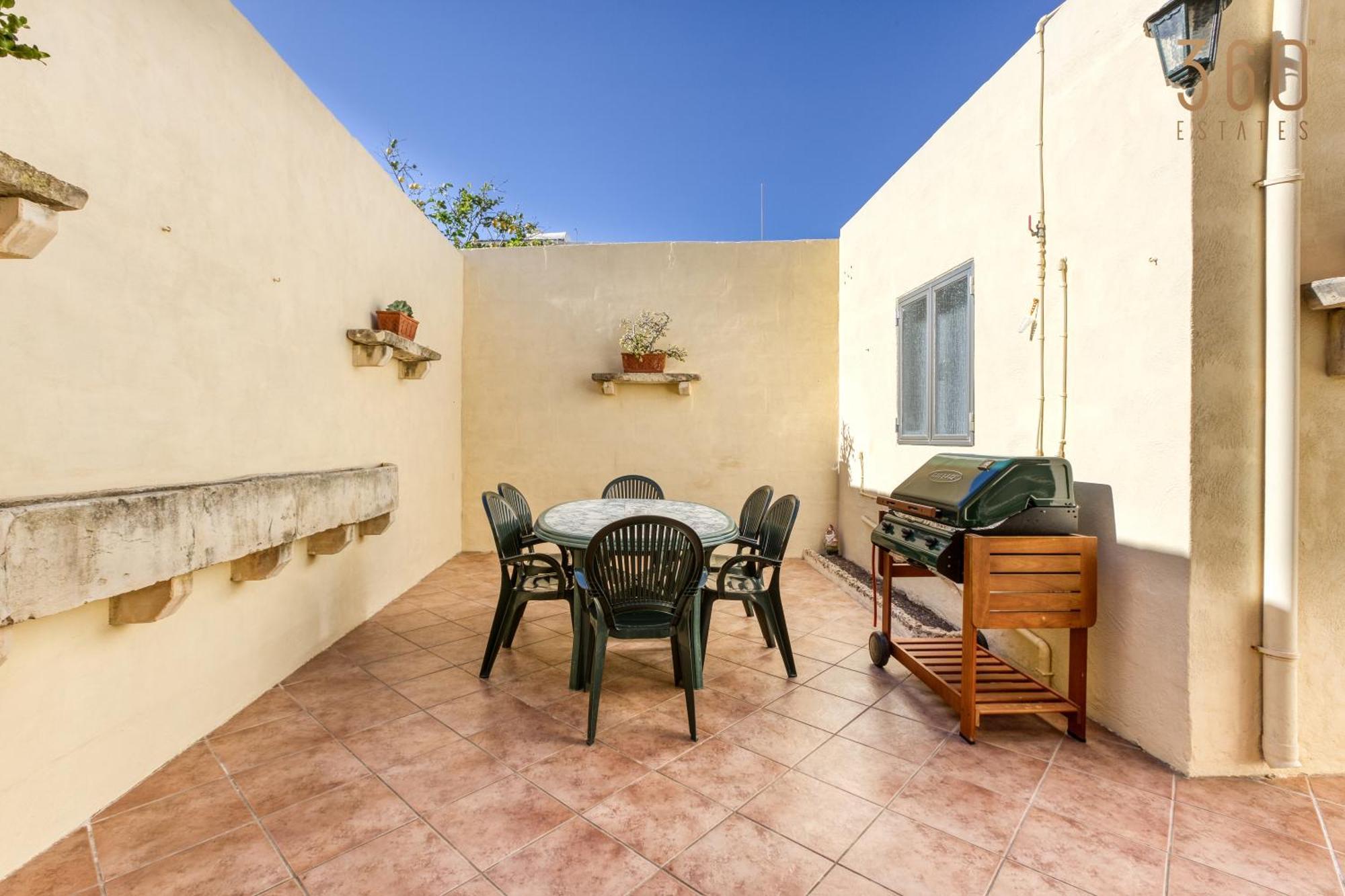A Lovely 3Br Maisonette In Lovely Town Of Rabat By 360 Estates מראה חיצוני תמונה