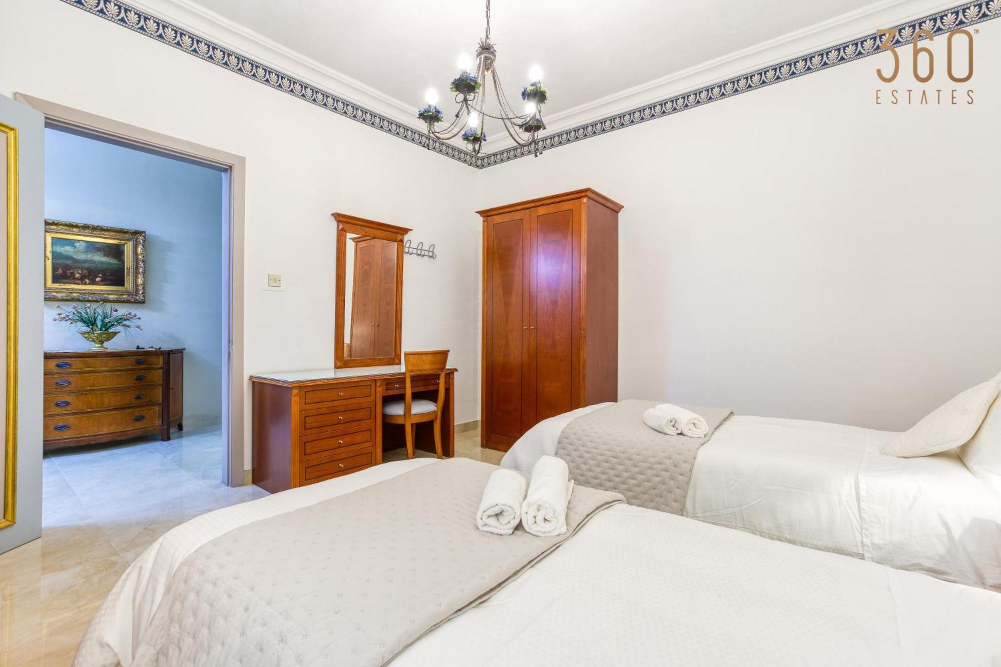 A Lovely 3Br Maisonette In Lovely Town Of Rabat By 360 Estates מראה חיצוני תמונה